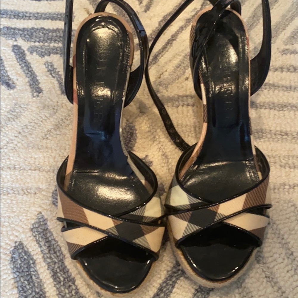 burberry espadrille sandals size 37